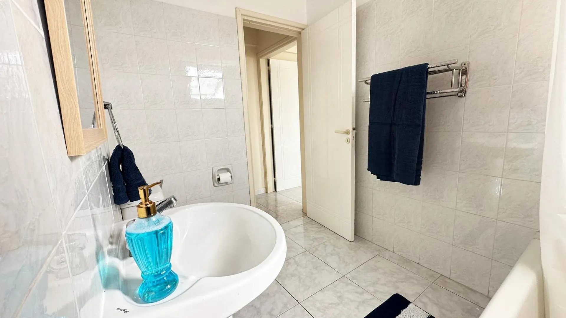 Apartment Serenity Sunrise Holiday Apt - Larnaca Cyprus