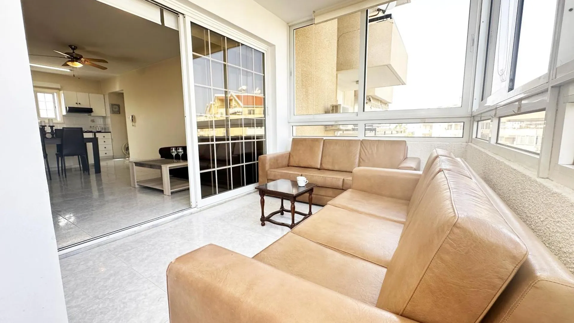 Apartment Serenity Sunrise Holiday Apt - Larnaca