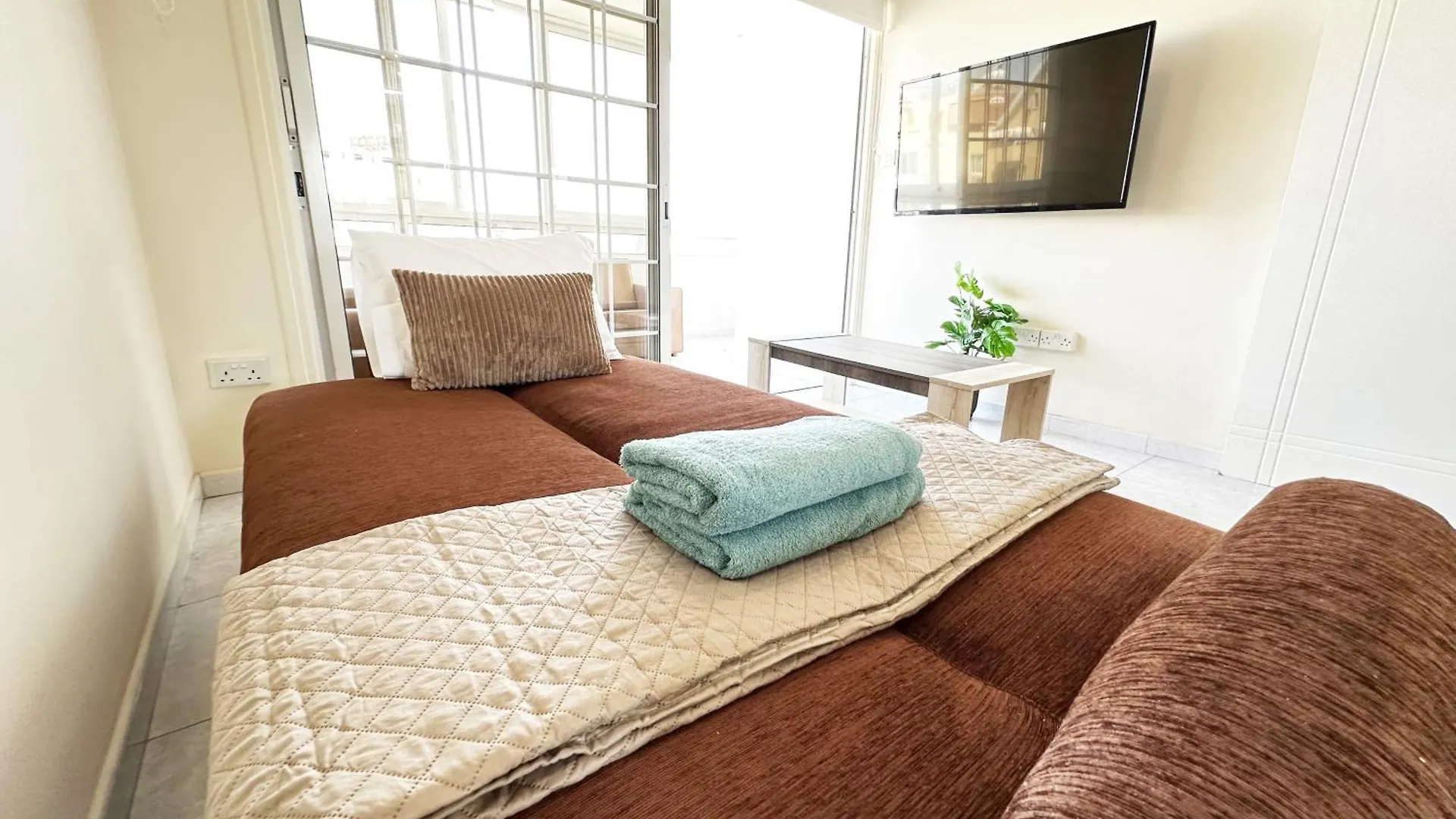 Serenity Sunrise Holiday Apt - Larnaca contacts